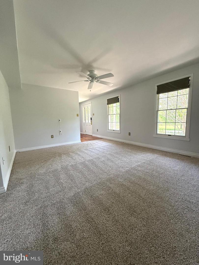 15608 EDGEGROVE RD, HILLSBORO, Virginia 20132, 3 Bedrooms Bedrooms, ,2 BathroomsBathrooms,Residential,For sale,15608 EDGEGROVE RD,VALO2095216 MLS # VALO2095216