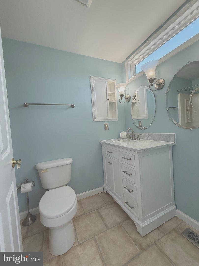 15608 EDGEGROVE RD, HILLSBORO, Virginia 20132, 3 Bedrooms Bedrooms, ,2 BathroomsBathrooms,Residential,For sale,15608 EDGEGROVE RD,VALO2095216 MLS # VALO2095216