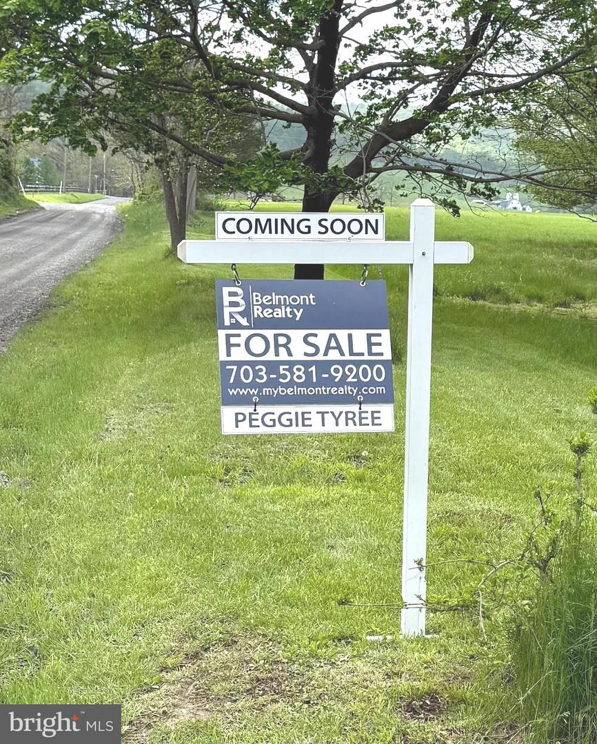 15608 EDGEGROVE RD, HILLSBORO, Virginia 20132, 3 Bedrooms Bedrooms, ,2 BathroomsBathrooms,Residential,For sale,15608 EDGEGROVE RD,VALO2095216 MLS # VALO2095216