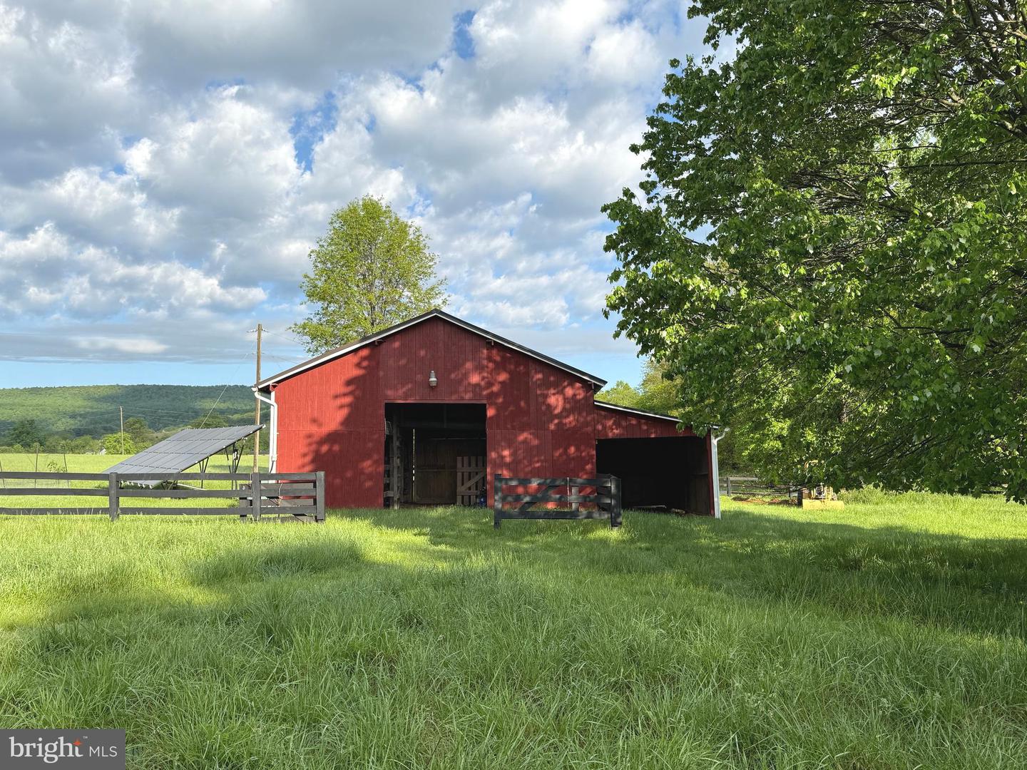15608 EDGEGROVE RD, HILLSBORO, Virginia 20132, 3 Bedrooms Bedrooms, ,2 BathroomsBathrooms,Residential,For sale,15608 EDGEGROVE RD,VALO2095216 MLS # VALO2095216