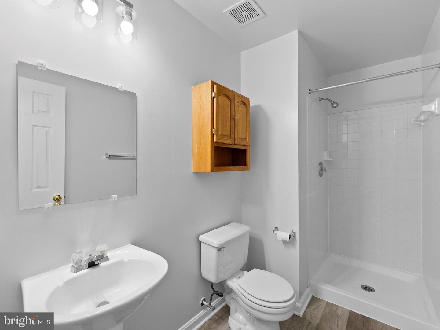 22937 WHITEHALL TER, STERLING, Virginia 20166, 4 Bedrooms Bedrooms, ,3 BathroomsBathrooms,Residential,For sale,22937 WHITEHALL TER,VALO2095172 MLS # VALO2095172