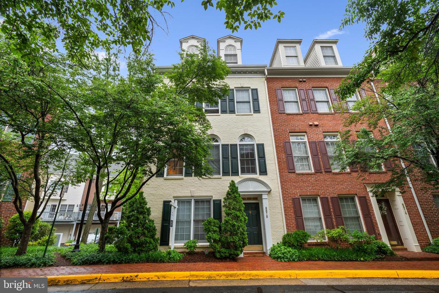 8878 ASHGROVE HOUSE LN, VIENNA, Virginia 22182, 3 Bedrooms Bedrooms, ,3 BathroomsBathrooms,Residential,For sale,8878 ASHGROVE HOUSE LN,VAFX2237858 MLS # VAFX2237858