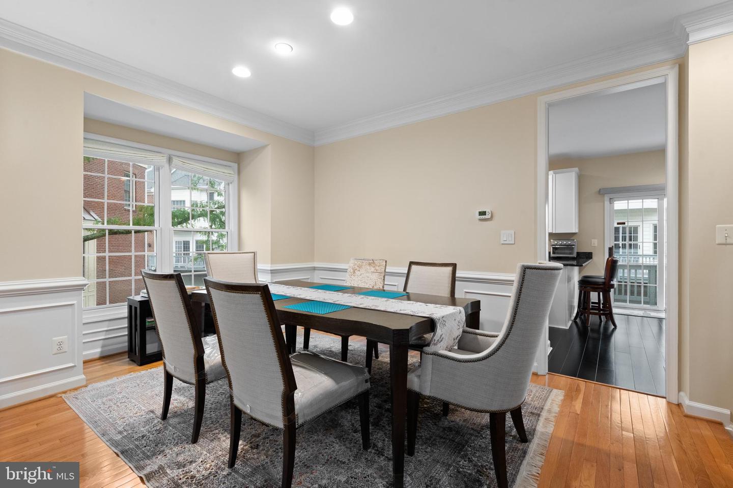 8878 ASHGROVE HOUSE LN, VIENNA, Virginia 22182, 3 Bedrooms Bedrooms, ,3 BathroomsBathrooms,Residential,For sale,8878 ASHGROVE HOUSE LN,VAFX2237858 MLS # VAFX2237858