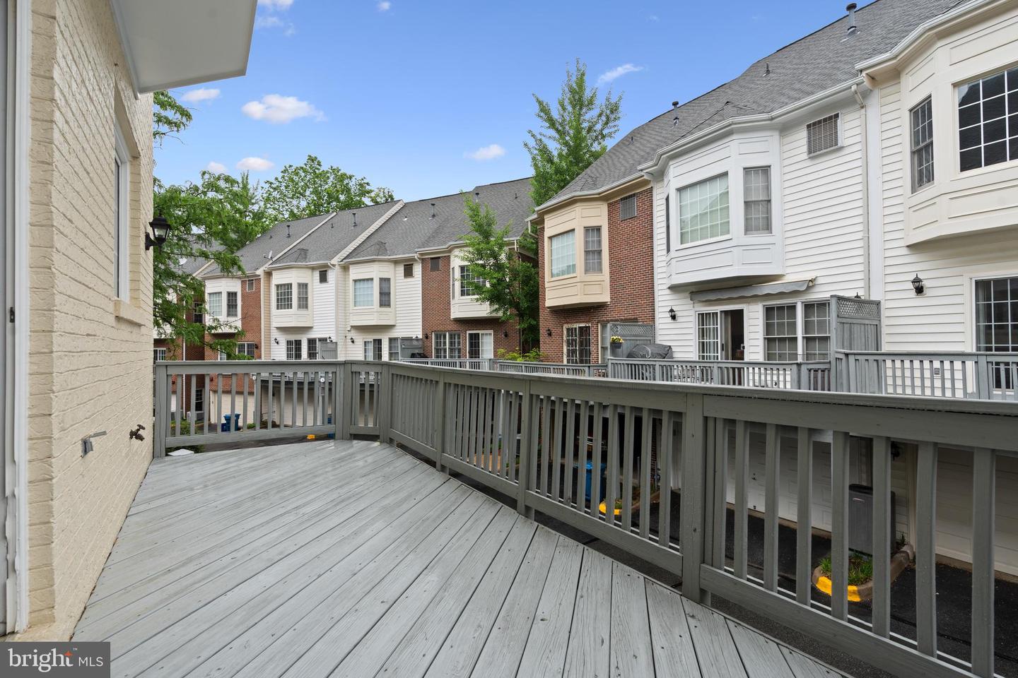 8878 ASHGROVE HOUSE LN, VIENNA, Virginia 22182, 3 Bedrooms Bedrooms, ,3 BathroomsBathrooms,Residential,For sale,8878 ASHGROVE HOUSE LN,VAFX2237858 MLS # VAFX2237858