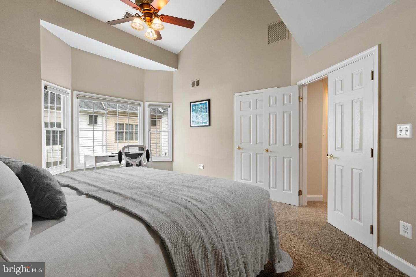 8878 ASHGROVE HOUSE LN, VIENNA, Virginia 22182, 3 Bedrooms Bedrooms, ,3 BathroomsBathrooms,Residential,For sale,8878 ASHGROVE HOUSE LN,VAFX2237858 MLS # VAFX2237858