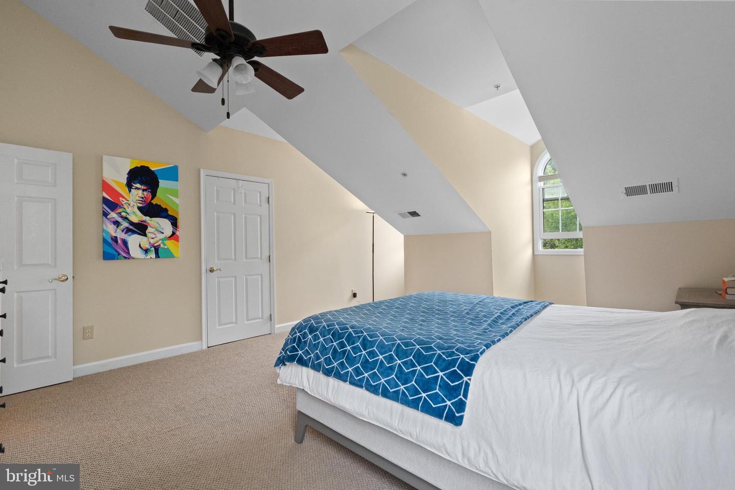 8878 ASHGROVE HOUSE LN, VIENNA, Virginia 22182, 3 Bedrooms Bedrooms, ,3 BathroomsBathrooms,Residential,For sale,8878 ASHGROVE HOUSE LN,VAFX2237858 MLS # VAFX2237858