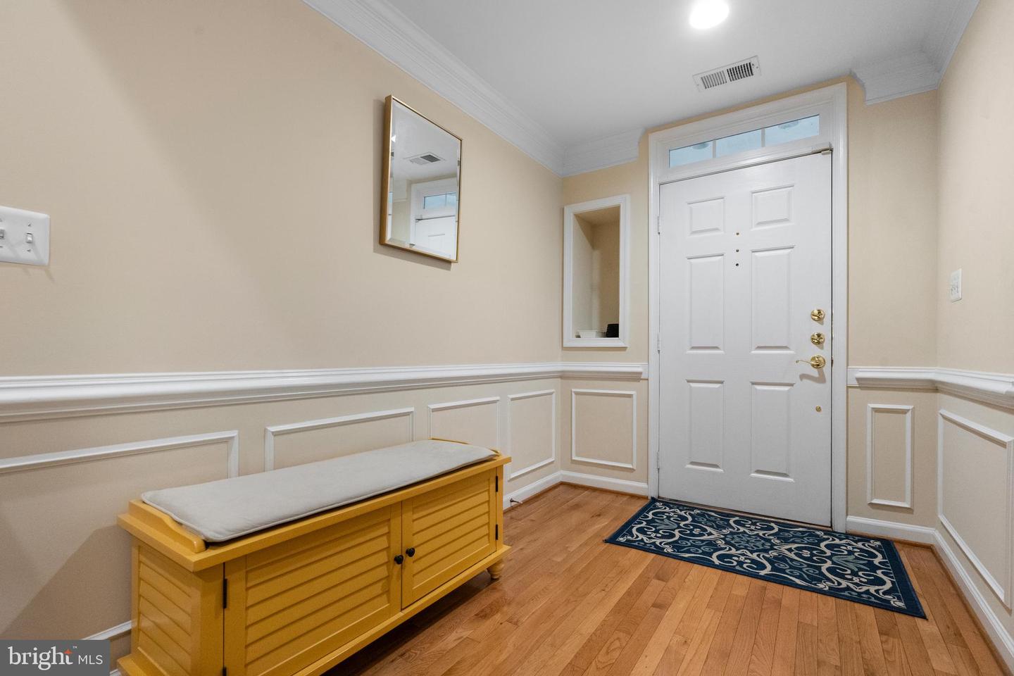 8878 ASHGROVE HOUSE LN, VIENNA, Virginia 22182, 3 Bedrooms Bedrooms, ,3 BathroomsBathrooms,Residential,For sale,8878 ASHGROVE HOUSE LN,VAFX2237858 MLS # VAFX2237858