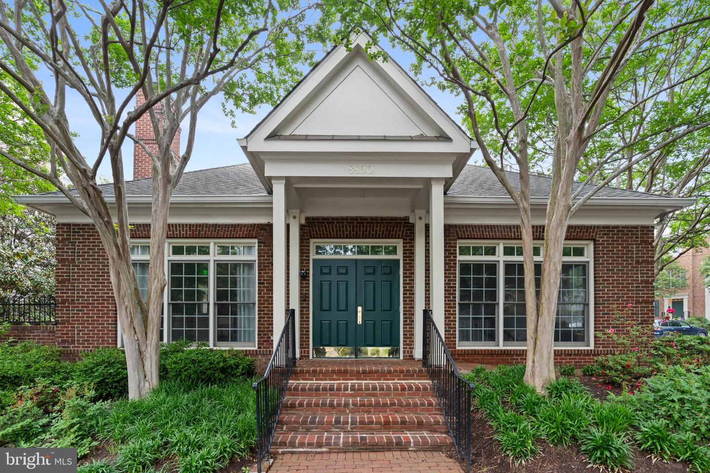 8878 ASHGROVE HOUSE LN, VIENNA, Virginia 22182, 3 Bedrooms Bedrooms, ,3 BathroomsBathrooms,Residential,For sale,8878 ASHGROVE HOUSE LN,VAFX2237858 MLS # VAFX2237858
