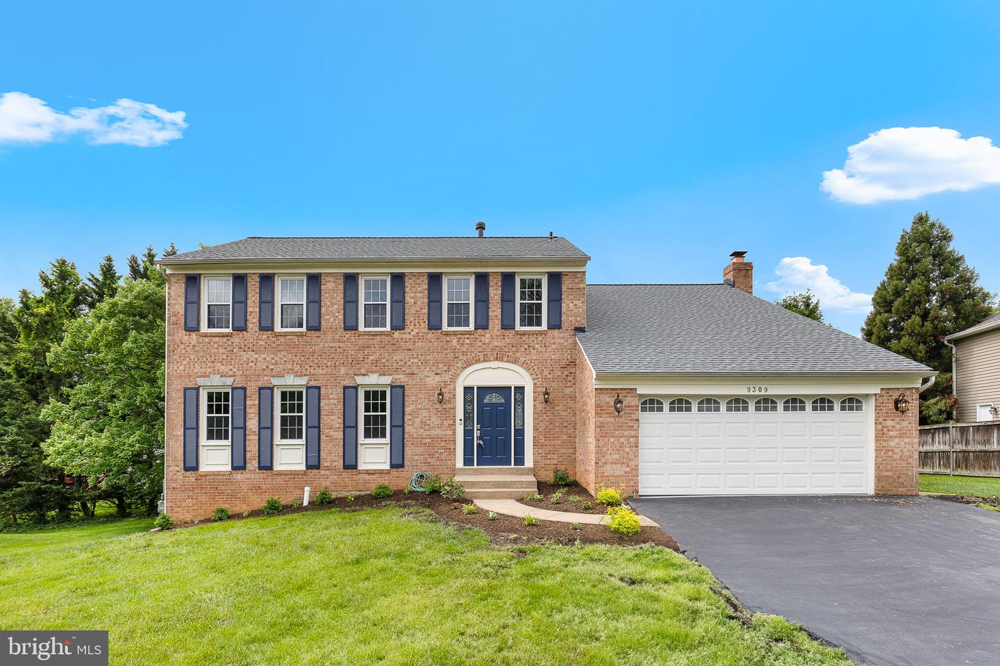 9309 ROBNEL PL, VIENNA, Virginia 22182, 5 Bedrooms Bedrooms, ,3 BathroomsBathrooms,Residential,For sale,9309 ROBNEL PL,VAFX2237792 MLS # VAFX2237792