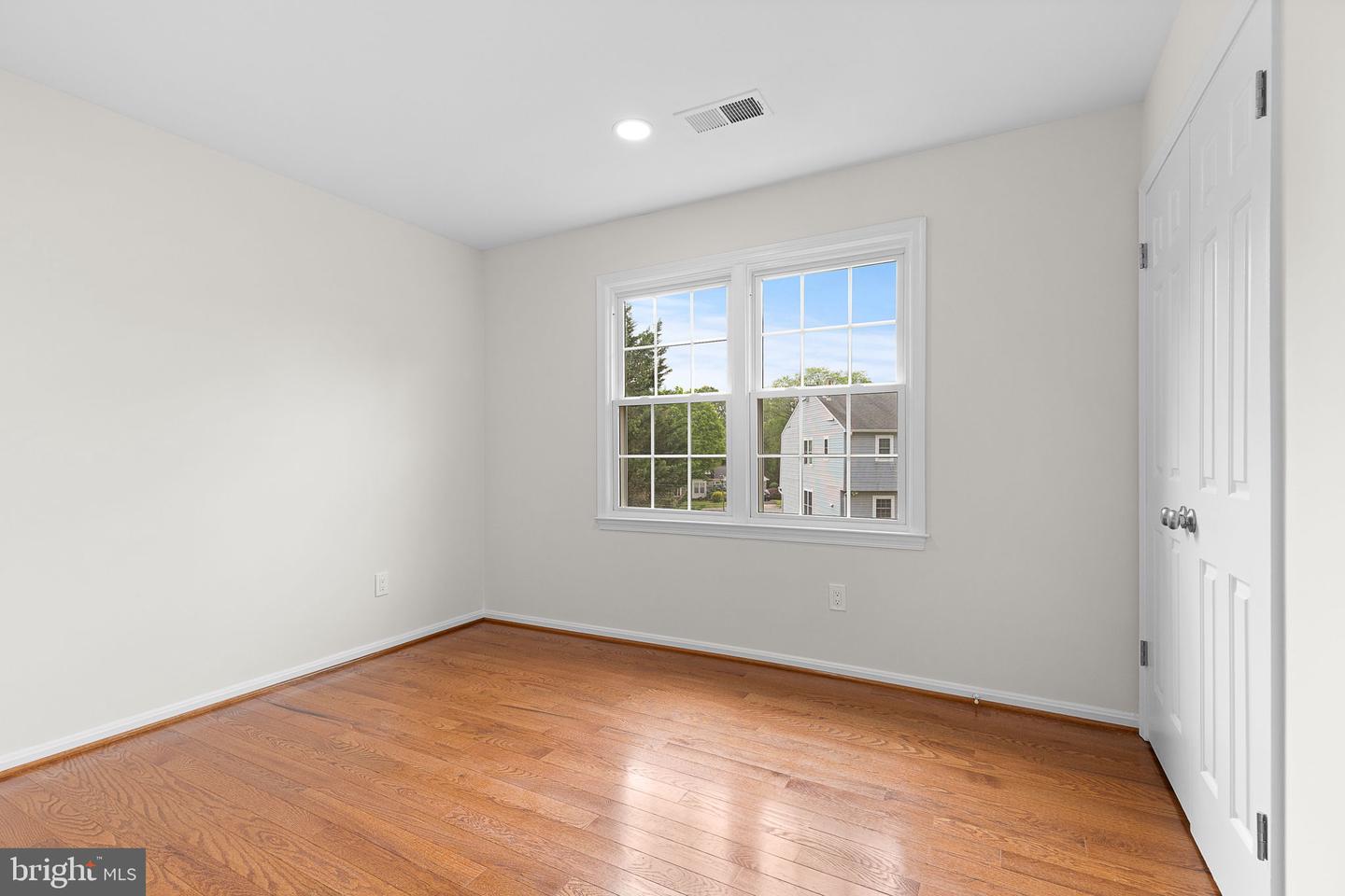 9309 ROBNEL PL, VIENNA, Virginia 22182, 5 Bedrooms Bedrooms, ,3 BathroomsBathrooms,Residential,For sale,9309 ROBNEL PL,VAFX2237792 MLS # VAFX2237792