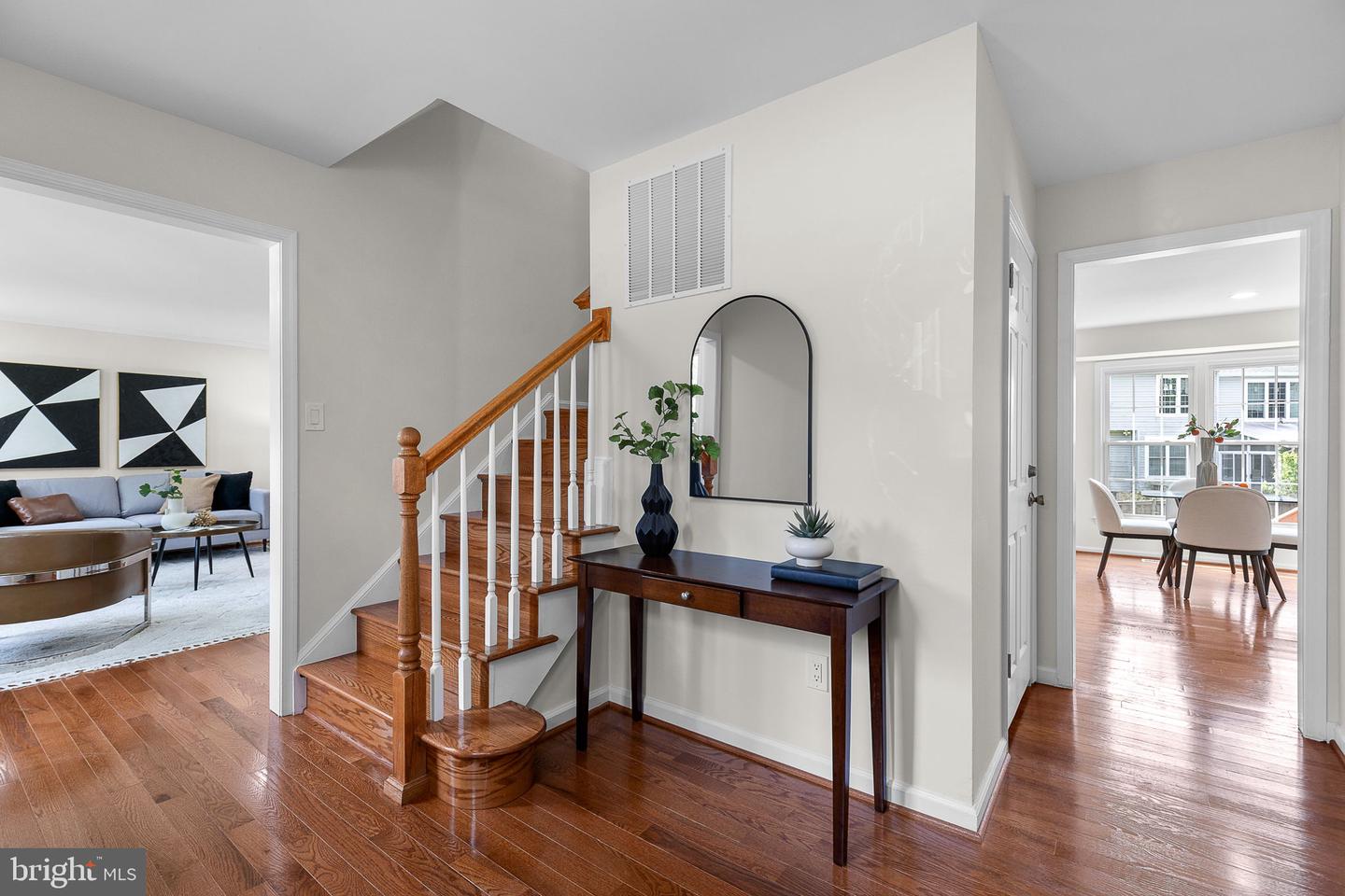 9309 ROBNEL PL, VIENNA, Virginia 22182, 5 Bedrooms Bedrooms, ,3 BathroomsBathrooms,Residential,For sale,9309 ROBNEL PL,VAFX2237792 MLS # VAFX2237792