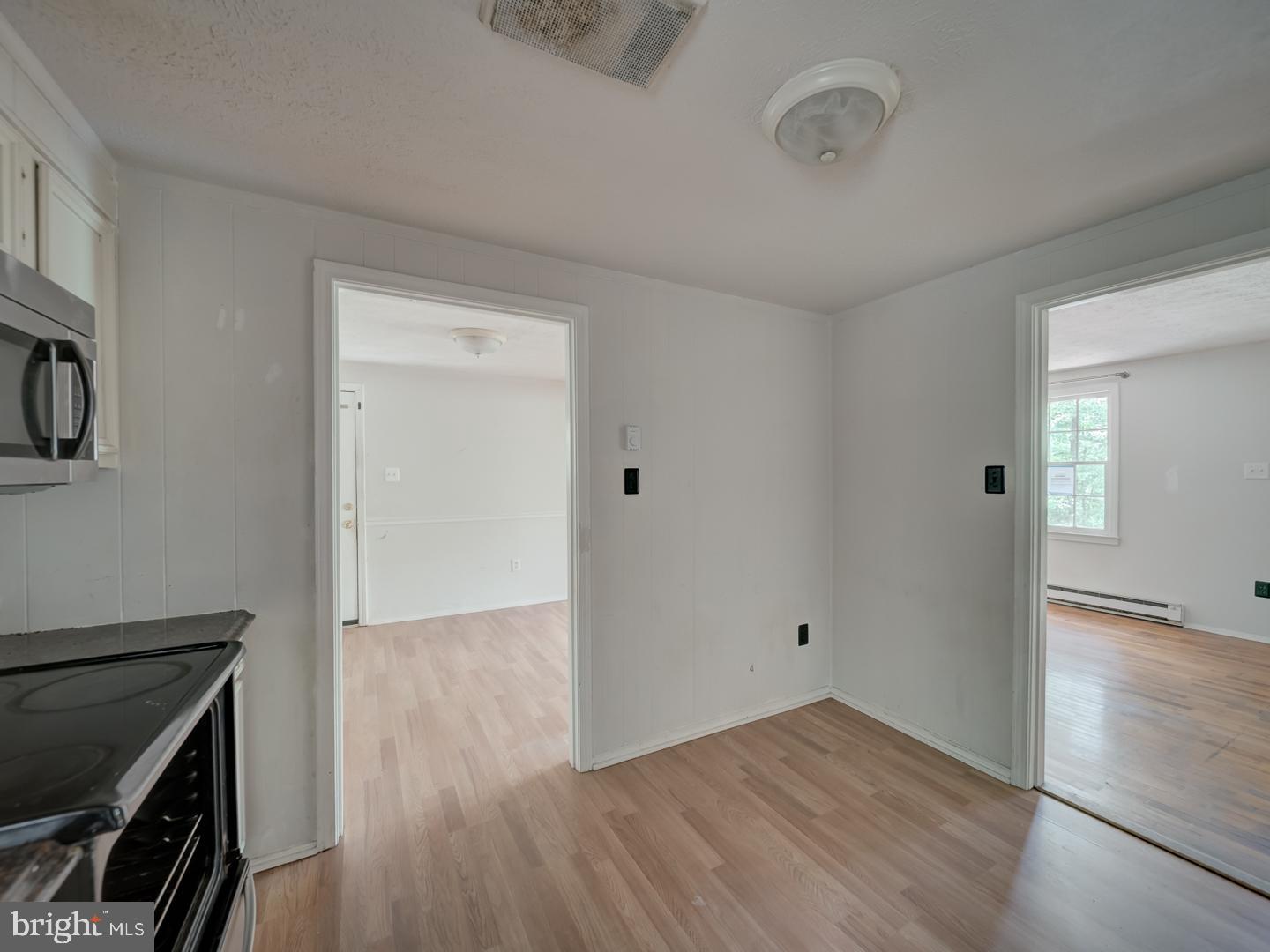 11418 JERSEY RD., KING GEORGE, Virginia 22485, 3 Bedrooms Bedrooms, ,2 BathroomsBathrooms,Residential,For sale,11418 JERSEY RD.,VAKG2006360 MLS # VAKG2006360