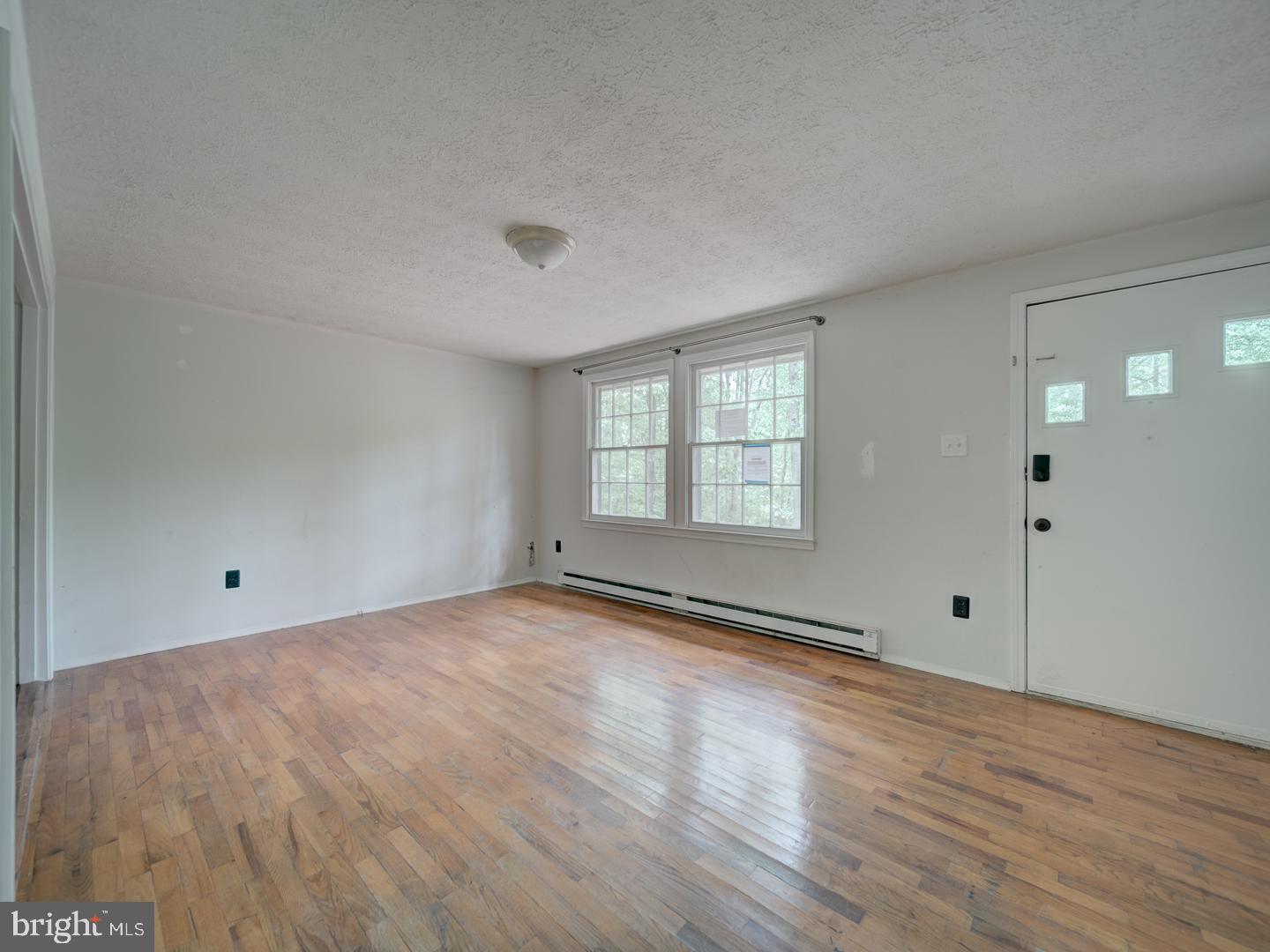 11418 JERSEY RD., KING GEORGE, Virginia 22485, 3 Bedrooms Bedrooms, ,2 BathroomsBathrooms,Residential,For sale,11418 JERSEY RD.,VAKG2006360 MLS # VAKG2006360