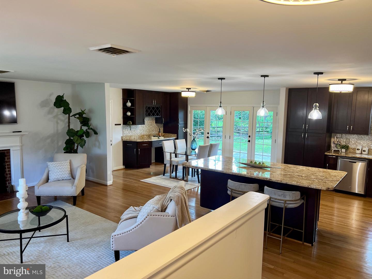 4300 NEPTUNE DR, ALEXANDRIA, Virginia 22309, 3 Bedrooms Bedrooms, ,3 BathroomsBathrooms,Residential,For sale,4300 NEPTUNE DR,VAFX2237984 MLS # VAFX2237984