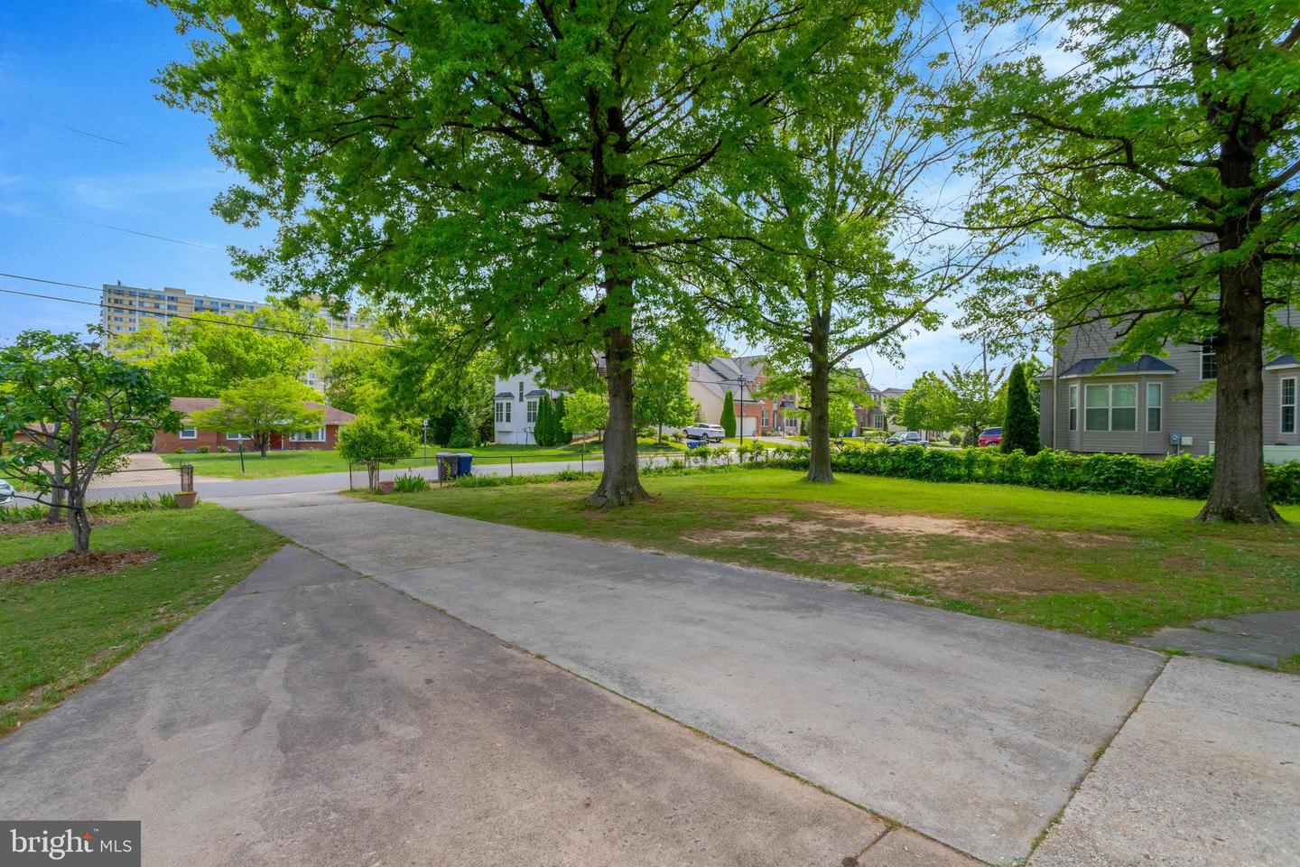 4704 BARNUM LN, ALEXANDRIA, Virginia 22312, 5 Bedrooms Bedrooms, ,3 BathroomsBathrooms,Residential,For sale,4704 BARNUM LN,VAFX2238006 MLS # VAFX2238006