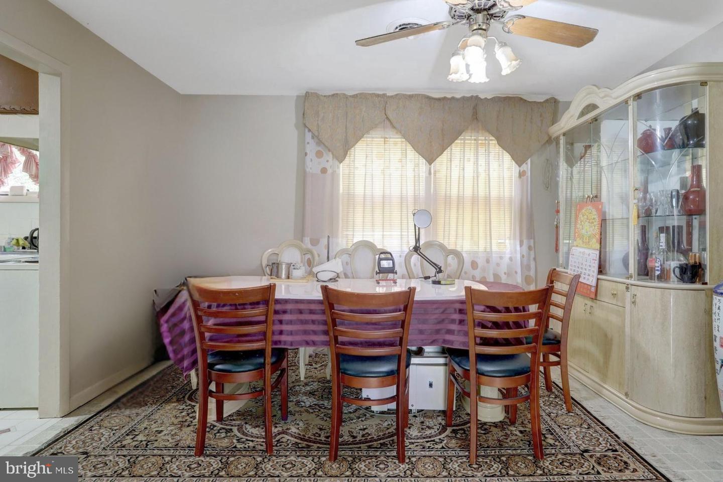 4704 BARNUM LN, ALEXANDRIA, Virginia 22312, 5 Bedrooms Bedrooms, ,3 BathroomsBathrooms,Residential,For sale,4704 BARNUM LN,VAFX2238006 MLS # VAFX2238006