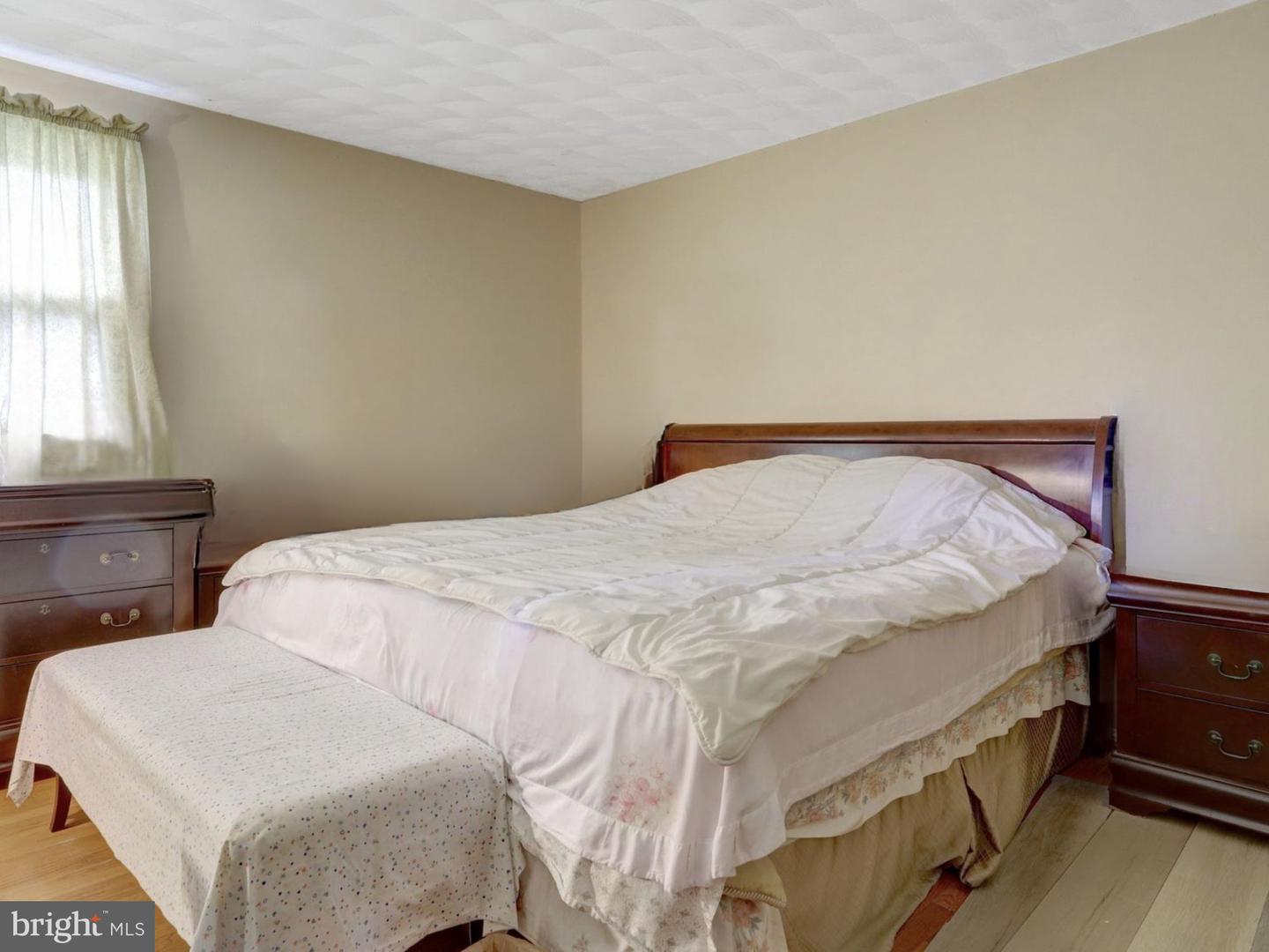 4704 BARNUM LN, ALEXANDRIA, Virginia 22312, 5 Bedrooms Bedrooms, ,3 BathroomsBathrooms,Residential,For sale,4704 BARNUM LN,VAFX2238006 MLS # VAFX2238006