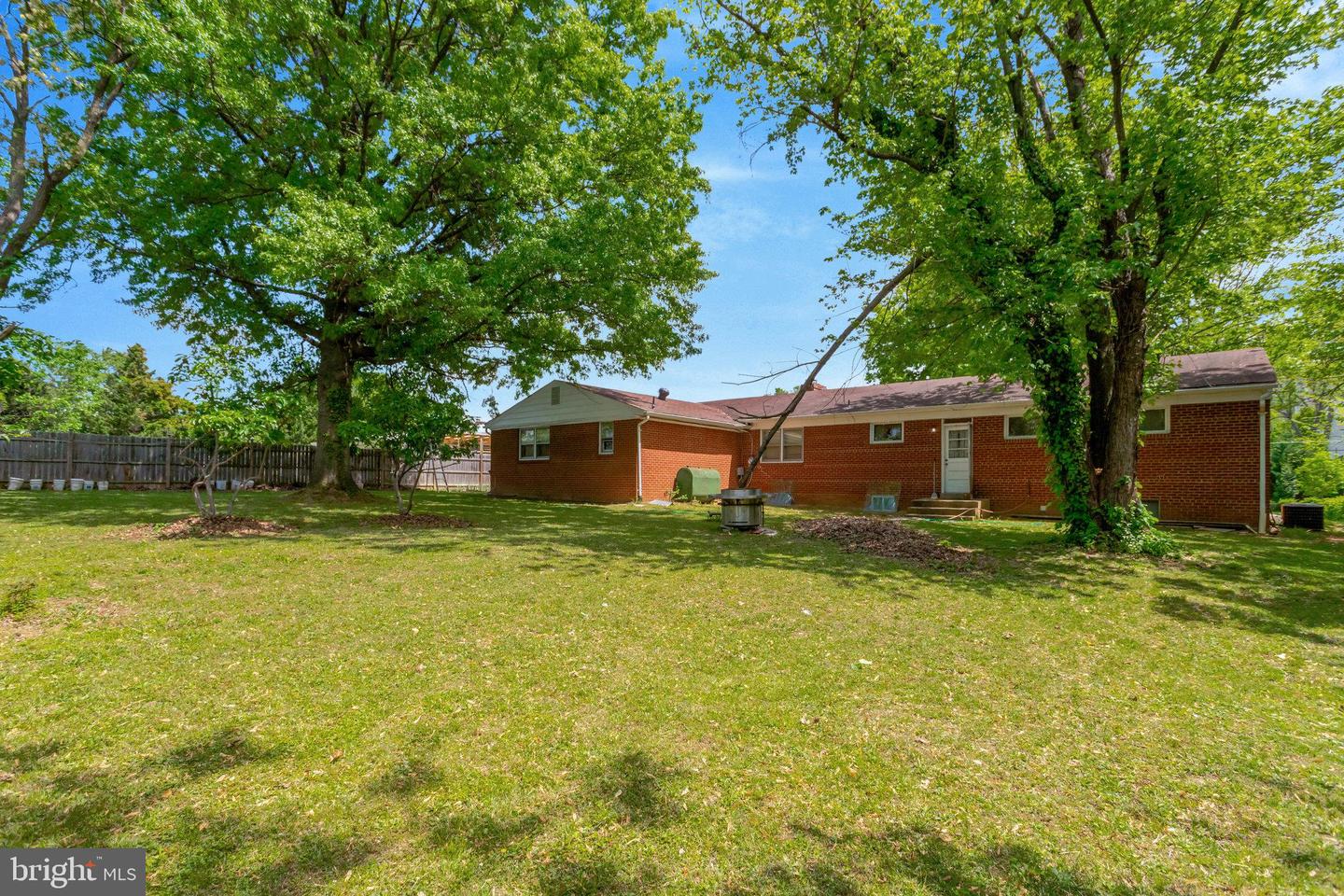 4704 BARNUM LN, ALEXANDRIA, Virginia 22312, 5 Bedrooms Bedrooms, ,3 BathroomsBathrooms,Residential,For sale,4704 BARNUM LN,VAFX2238006 MLS # VAFX2238006