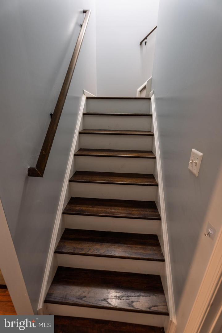 722 BLOSSOM TREE RD, CULPEPER, Virginia 22701, 5 Bedrooms Bedrooms, ,3 BathroomsBathrooms,Residential,For sale,722 BLOSSOM TREE RD,VACU2010438 MLS # VACU2010438