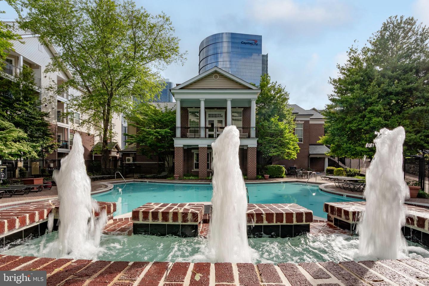 1530 SPRING GATE DR #9423, MCLEAN, Virginia 22102, 2 Bedrooms Bedrooms, ,2 BathroomsBathrooms,Residential,For sale,1530 SPRING GATE DR #9423,VAFX2238436 MLS # VAFX2238436