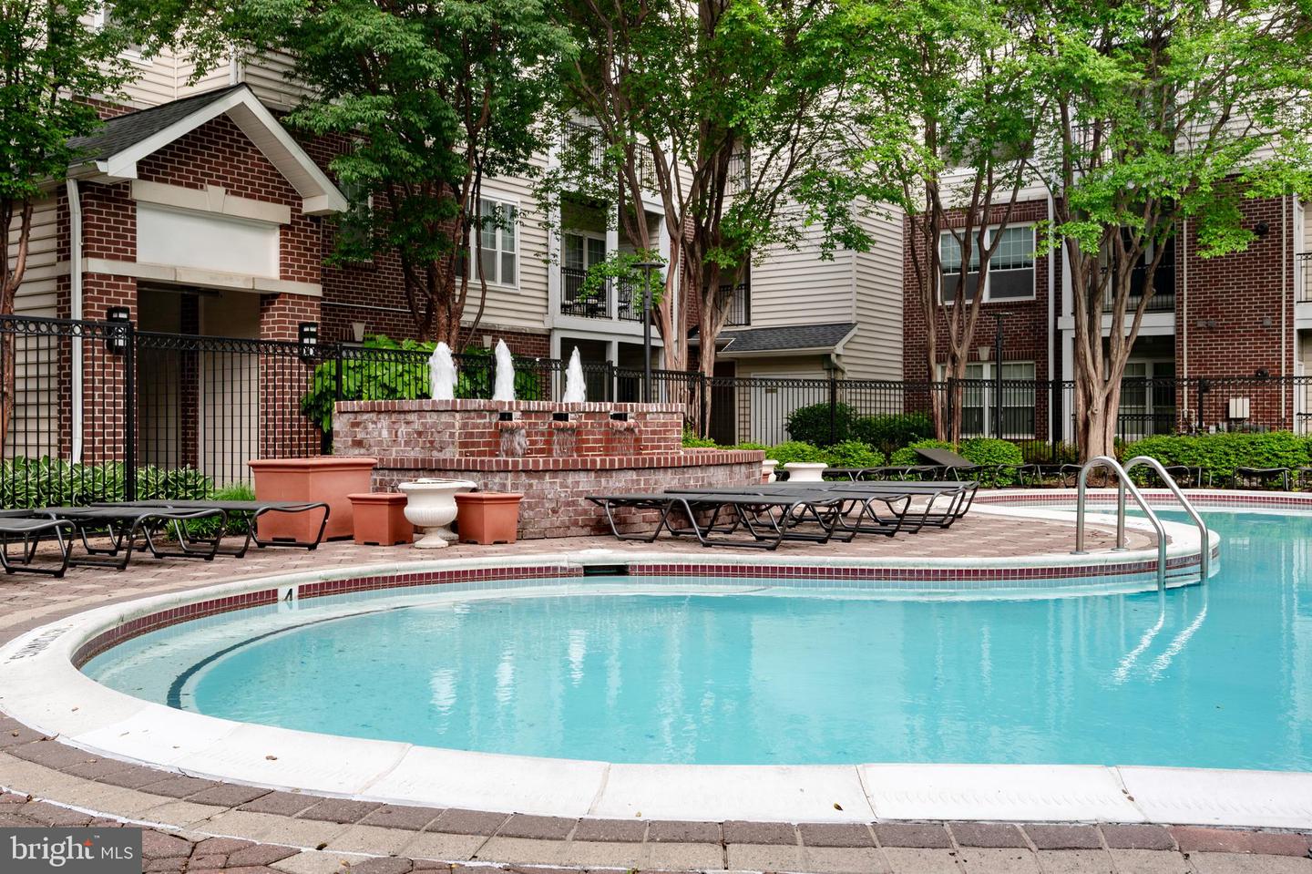 1530 SPRING GATE DR #9423, MCLEAN, Virginia 22102, 2 Bedrooms Bedrooms, ,2 BathroomsBathrooms,Residential,For sale,1530 SPRING GATE DR #9423,VAFX2238436 MLS # VAFX2238436