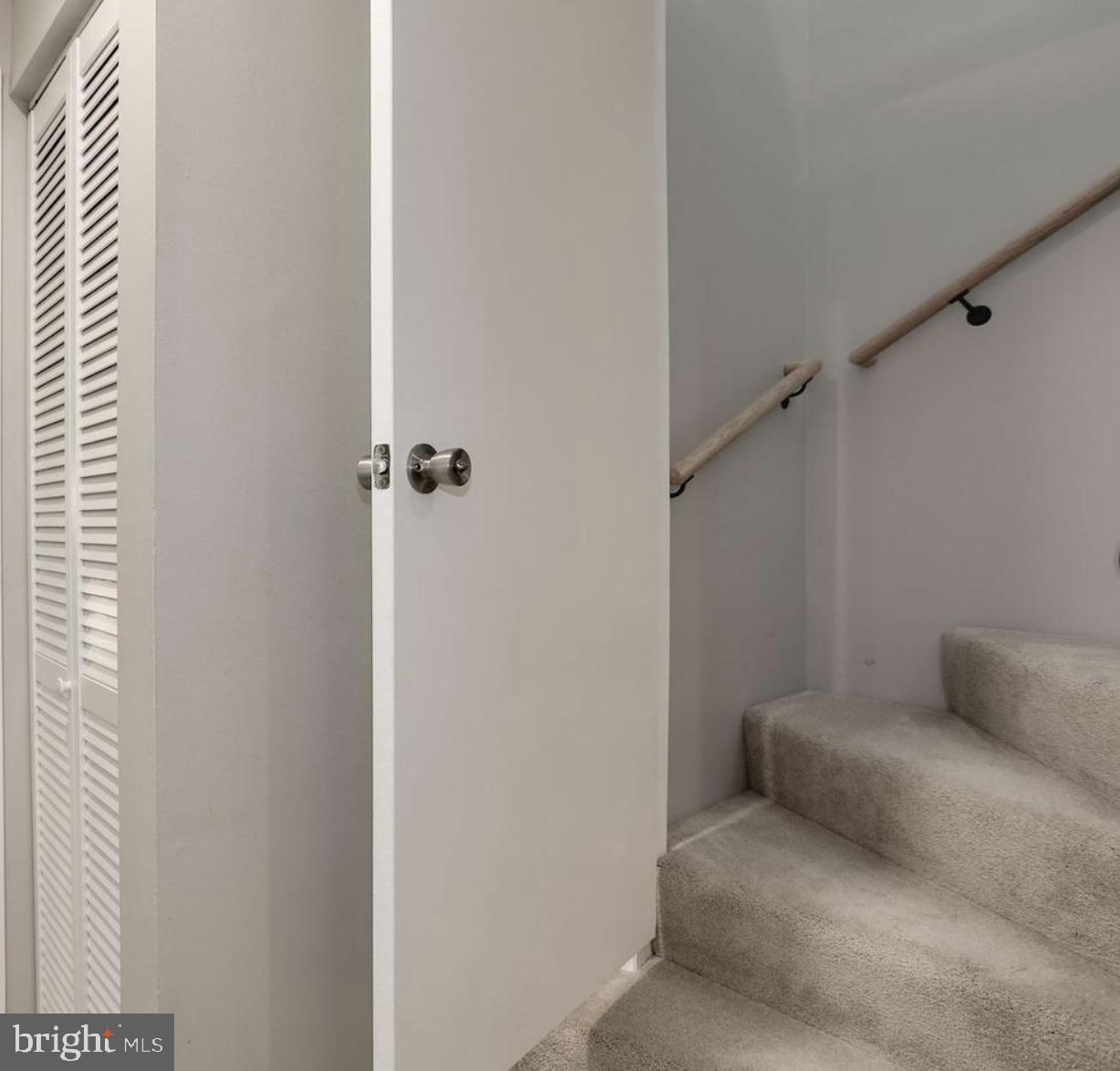 1108 N RANDOLPH ST, ARLINGTON, Virginia 22201, 2 Bedrooms Bedrooms, ,2 BathroomsBathrooms,Residential,For sale,1108 N RANDOLPH ST,VAAR2056928 MLS # VAAR2056928