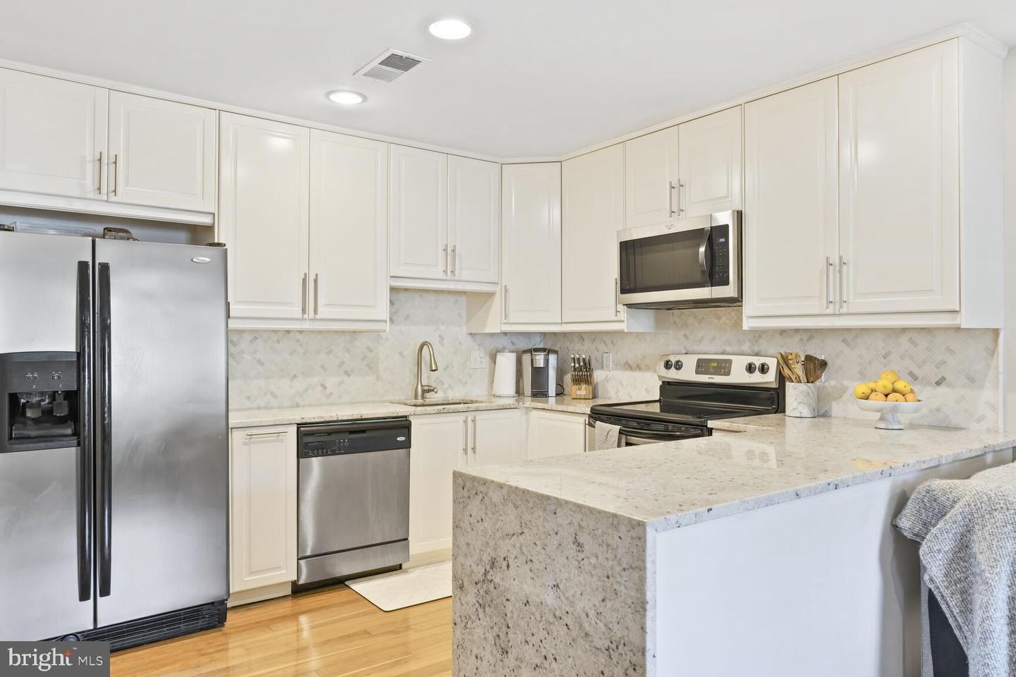 1108 N RANDOLPH ST, ARLINGTON, Virginia 22201, 2 Bedrooms Bedrooms, ,2 BathroomsBathrooms,Residential,For sale,1108 N RANDOLPH ST,VAAR2056928 MLS # VAAR2056928