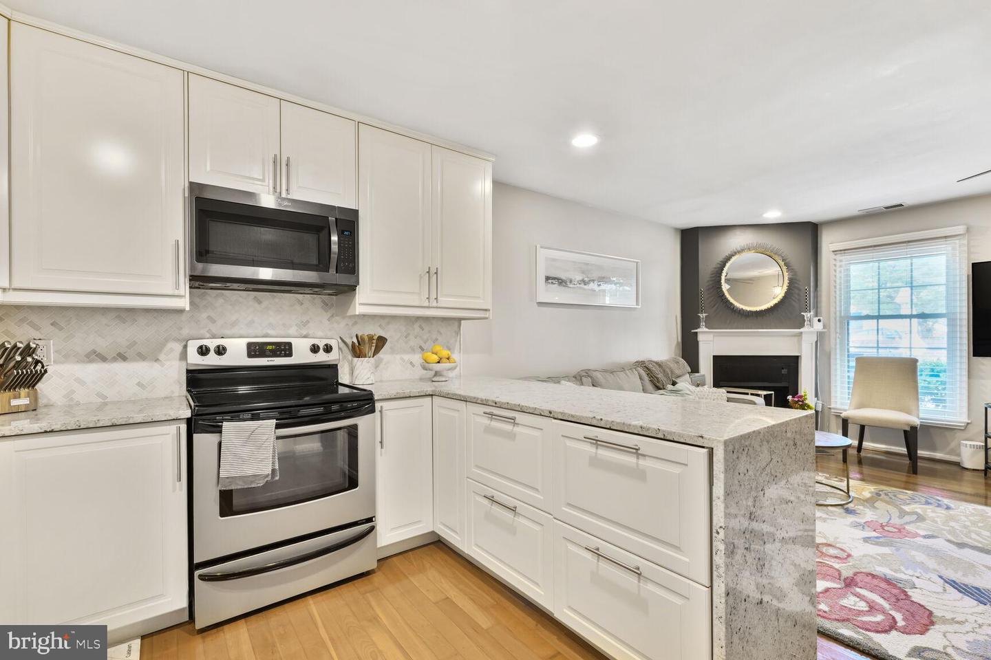 1108 N RANDOLPH ST, ARLINGTON, Virginia 22201, 2 Bedrooms Bedrooms, ,2 BathroomsBathrooms,Residential,For sale,1108 N RANDOLPH ST,VAAR2056928 MLS # VAAR2056928