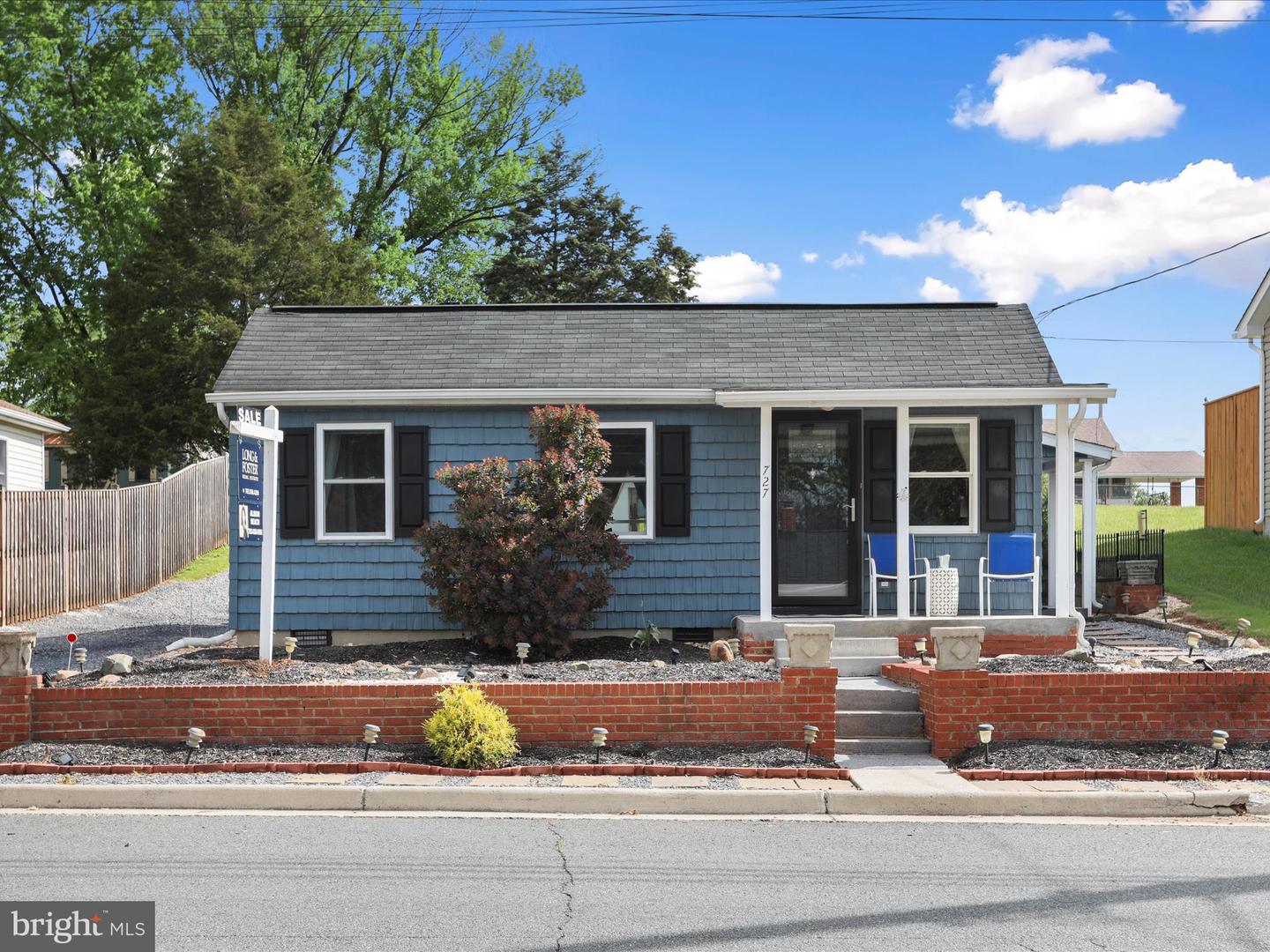 727 W 15TH ST, FRONT ROYAL, Virginia 22630, 1 Bedroom Bedrooms, 4 Rooms Rooms,1 BathroomBathrooms,Residential,For sale,727 W 15TH ST,VAWR2011054 MLS # VAWR2011054