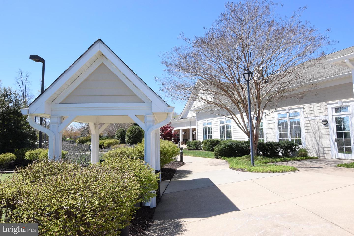 11 LUCKETTS DR, FREDERICKSBURG, Virginia 22406, 2 Bedrooms Bedrooms, ,2 BathroomsBathrooms,Residential,For sale,11 LUCKETTS DR,VAST2038516 MLS # VAST2038516