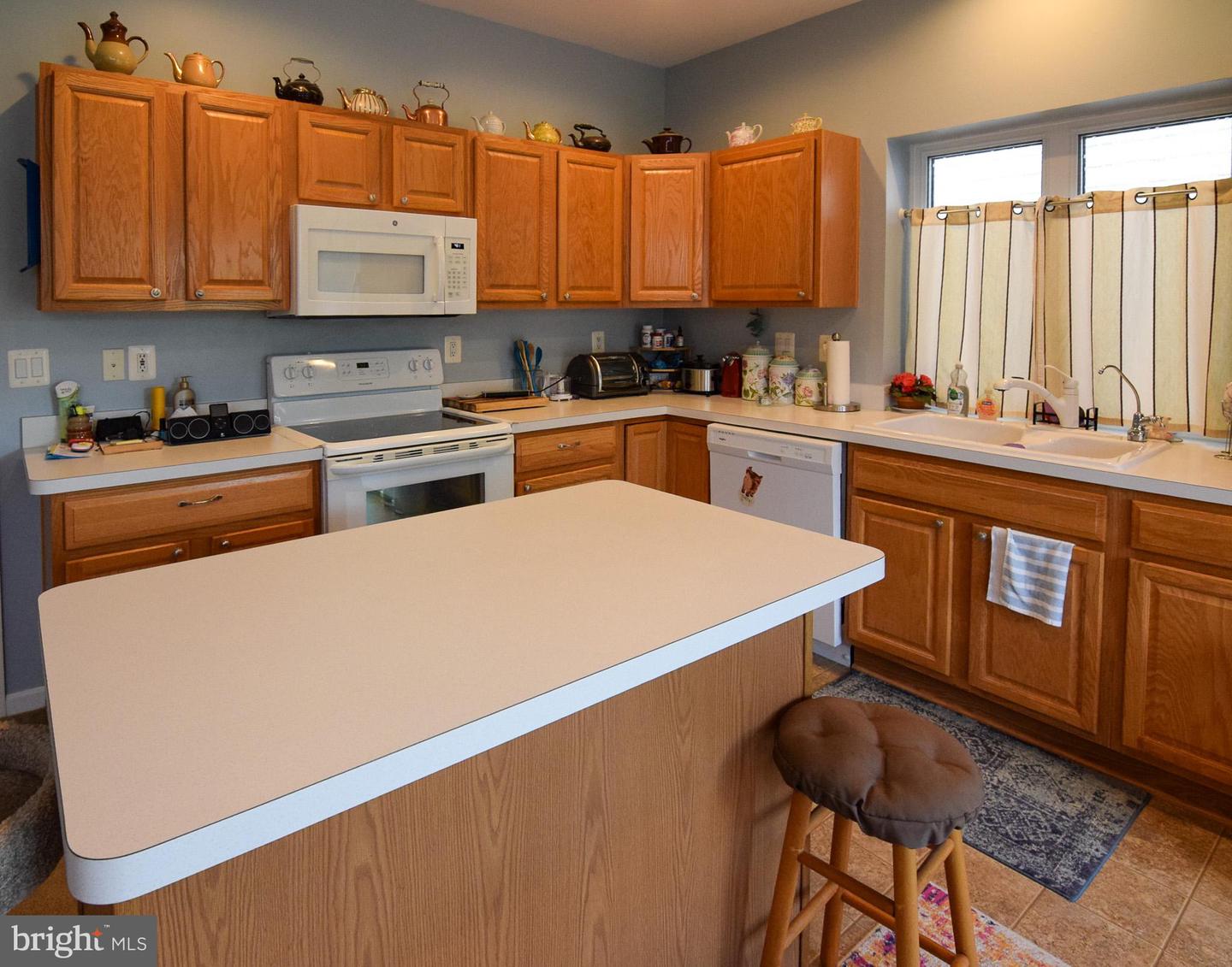 11 LUCKETTS DR, FREDERICKSBURG, Virginia 22406, 2 Bedrooms Bedrooms, ,2 BathroomsBathrooms,Residential,For sale,11 LUCKETTS DR,VAST2038516 MLS # VAST2038516