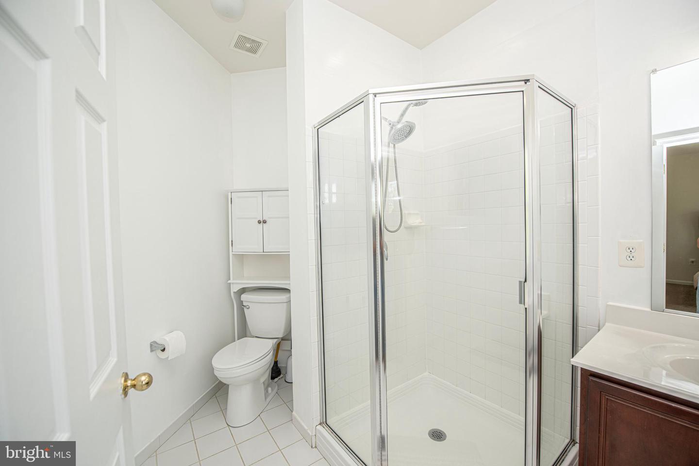 17601 MARBURY ST, ROUND HILL, Virginia 20141, 5 Bedrooms Bedrooms, ,4 BathroomsBathrooms,Residential,For sale,17601 MARBURY ST,VALO2095446 MLS # VALO2095446