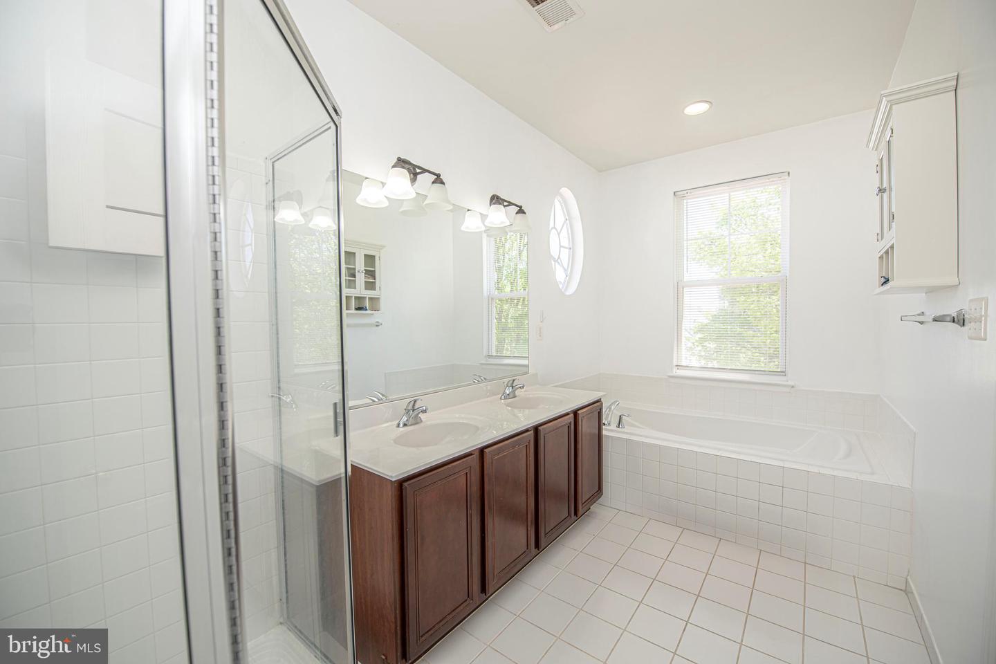 17601 MARBURY ST, ROUND HILL, Virginia 20141, 5 Bedrooms Bedrooms, ,4 BathroomsBathrooms,Residential,For sale,17601 MARBURY ST,VALO2095446 MLS # VALO2095446