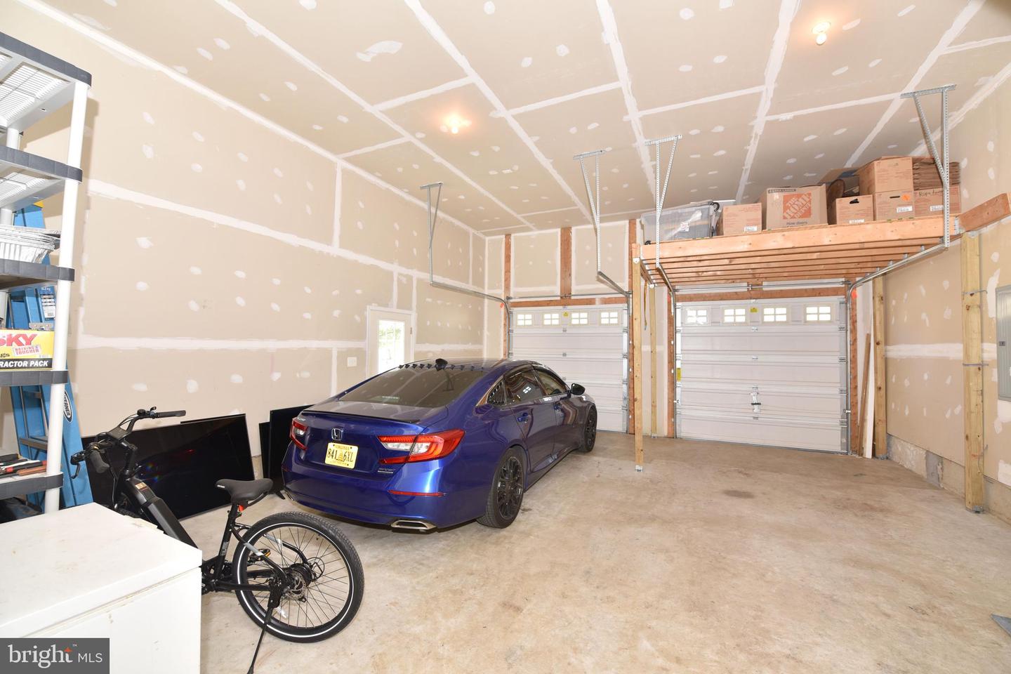 17601 MARBURY ST, ROUND HILL, Virginia 20141, 5 Bedrooms Bedrooms, ,4 BathroomsBathrooms,Residential,For sale,17601 MARBURY ST,VALO2095446 MLS # VALO2095446