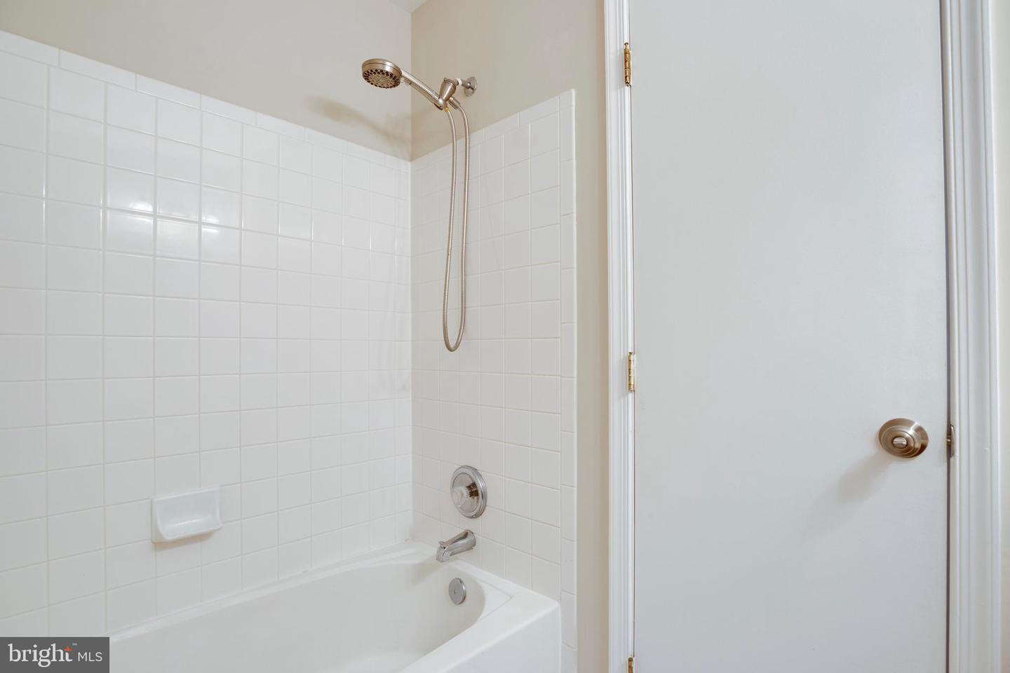 14113 ASHER VW, CENTREVILLE, Virginia 20121, 3 Bedrooms Bedrooms, ,3 BathroomsBathrooms,Residential,For sale,14113 ASHER VW,VAFX2238554 MLS # VAFX2238554