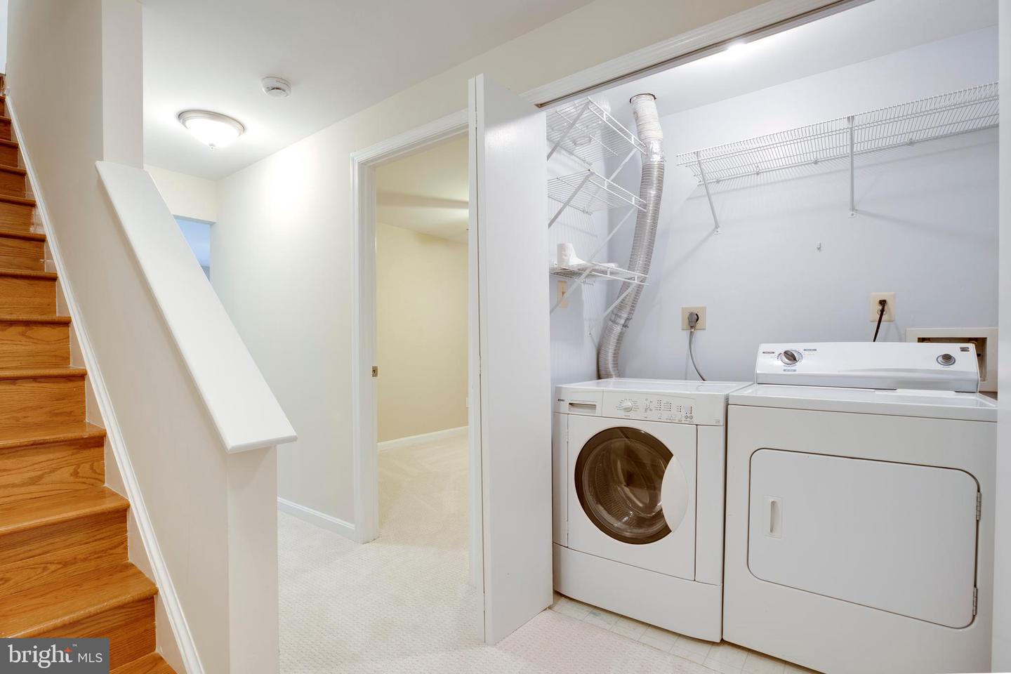 14113 ASHER VW, CENTREVILLE, Virginia 20121, 3 Bedrooms Bedrooms, ,3 BathroomsBathrooms,Residential,For sale,14113 ASHER VW,VAFX2238554 MLS # VAFX2238554