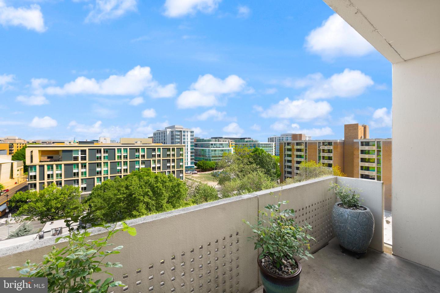 490 M ST SW #W802, WASHINGTON, District Of Columbia 20024, 1 Bedroom Bedrooms, ,1 BathroomBathrooms,Residential,For sale,490 M ST SW #W802,DCDC2198978 MLS # DCDC2198978