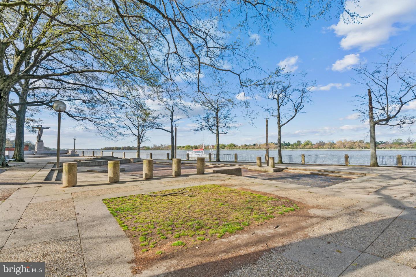 490 M ST SW #W802, WASHINGTON, District Of Columbia 20024, 1 Bedroom Bedrooms, ,1 BathroomBathrooms,Residential,For sale,490 M ST SW #W802,DCDC2198978 MLS # DCDC2198978