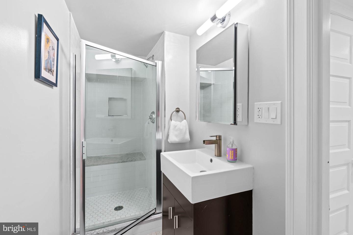 3101 HIGHLAND PL NW, WASHINGTON, District Of Columbia 20008, 6 Bedrooms Bedrooms, ,4 BathroomsBathrooms,Residential,For sale,3101 HIGHLAND PL NW,DCDC2198946 MLS # DCDC2198946