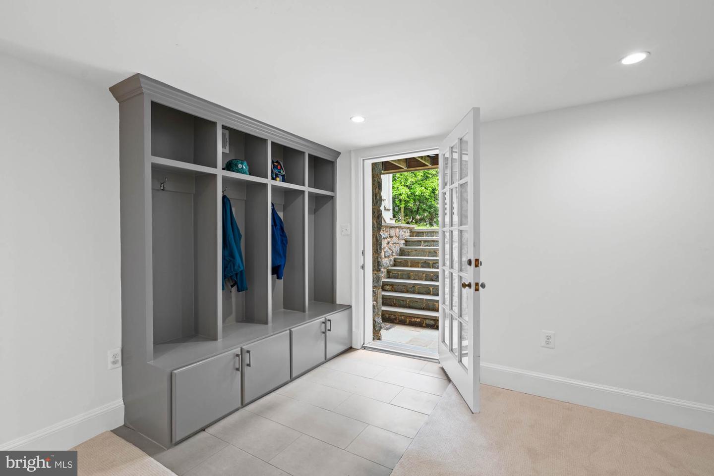 3101 HIGHLAND PL NW, WASHINGTON, District Of Columbia 20008, 6 Bedrooms Bedrooms, ,4 BathroomsBathrooms,Residential,For sale,3101 HIGHLAND PL NW,DCDC2198946 MLS # DCDC2198946
