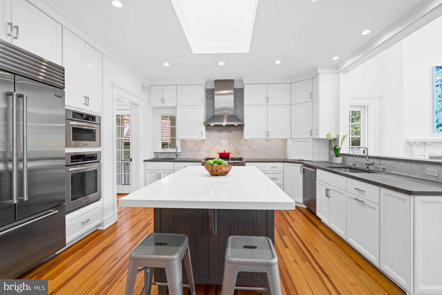 3101 HIGHLAND PL NW, WASHINGTON, District Of Columbia 20008, 6 Bedrooms Bedrooms, ,4 BathroomsBathrooms,Residential,For sale,3101 HIGHLAND PL NW,DCDC2198946 MLS # DCDC2198946
