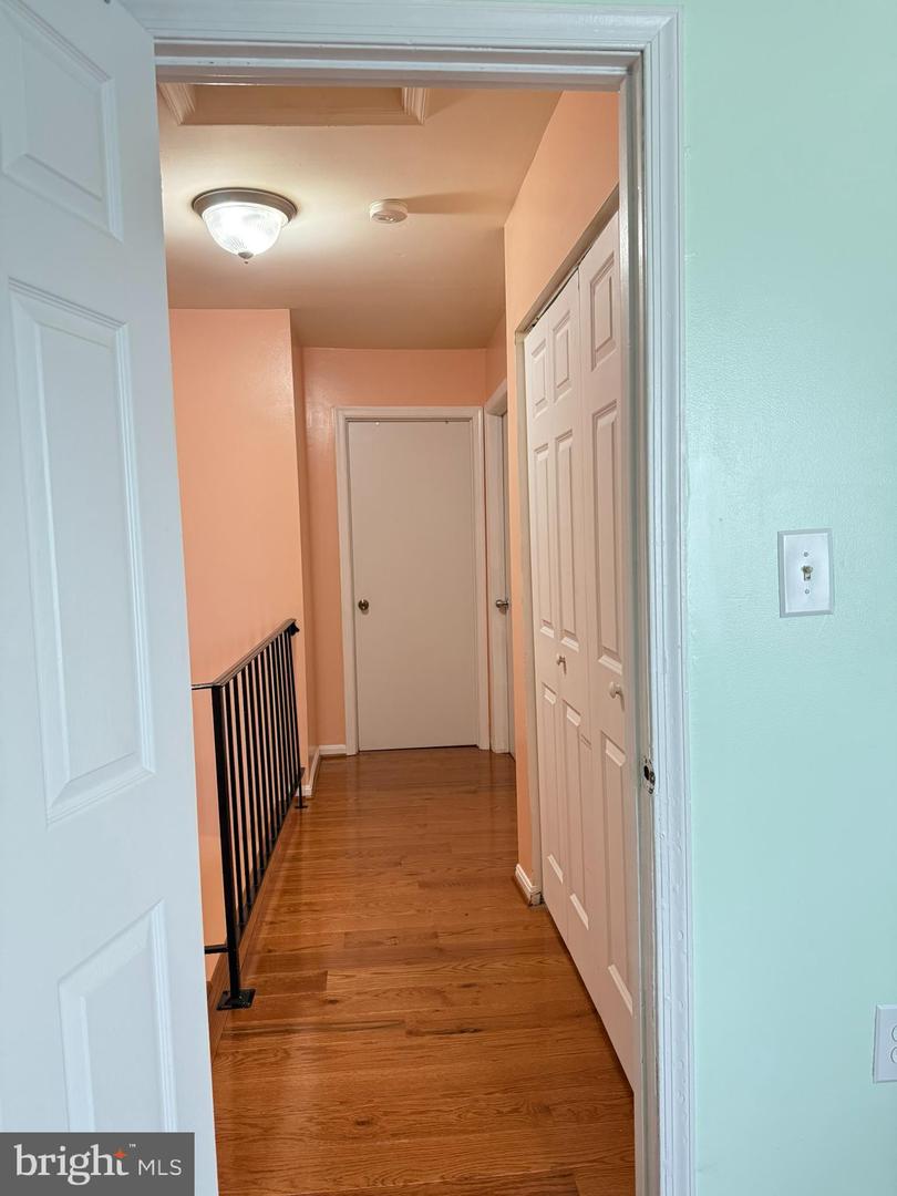 15574 TRAVERSER CT, WOODBRIDGE, Virginia 22193, 3 Bedrooms Bedrooms, ,2 BathroomsBathrooms,Residential,For sale,15574 TRAVERSER CT,VAPW2093904 MLS # VAPW2093904