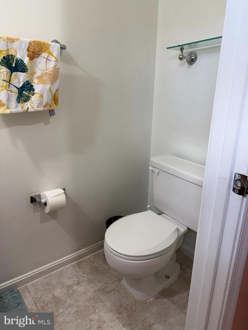 15574 TRAVERSER CT, WOODBRIDGE, Virginia 22193, 3 Bedrooms Bedrooms, ,2 BathroomsBathrooms,Residential,For sale,15574 TRAVERSER CT,VAPW2093904 MLS # VAPW2093904