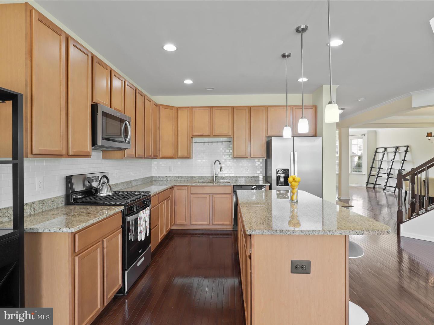 13848 BARRYMORE CT, GAINESVILLE, Virginia 20155, 4 Bedrooms Bedrooms, ,3 BathroomsBathrooms,Residential,For sale,13848 BARRYMORE CT,VAPW2093912 MLS # VAPW2093912