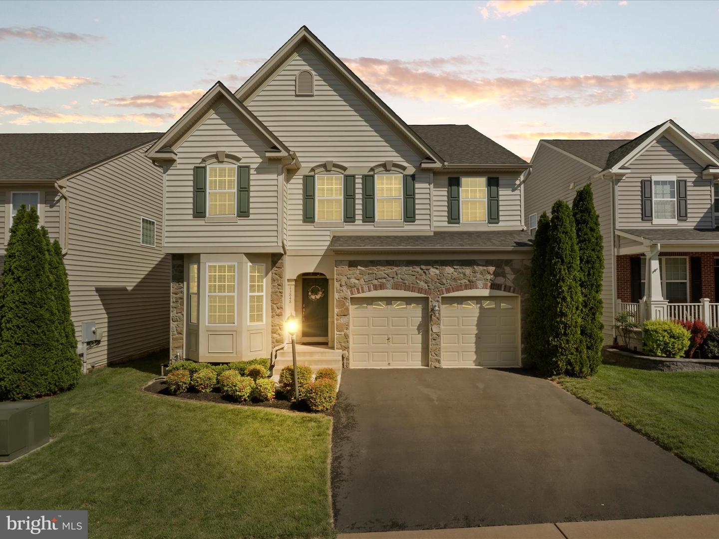 13848 BARRYMORE CT, GAINESVILLE, Virginia 20155, 4 Bedrooms Bedrooms, ,3 BathroomsBathrooms,Residential,For sale,13848 BARRYMORE CT,VAPW2093912 MLS # VAPW2093912