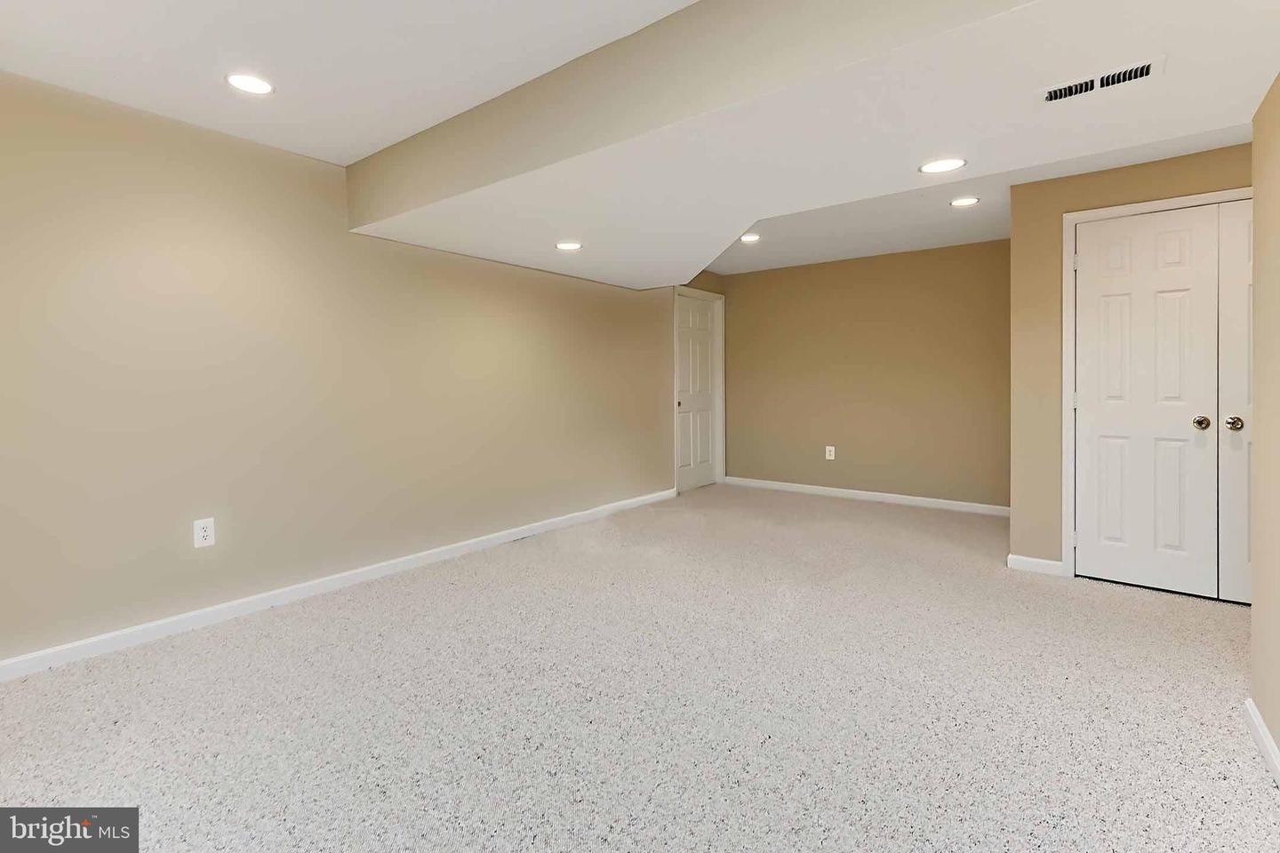 12921 OAK LAWN PL, OAK HILL, Virginia 20171, 4 Bedrooms Bedrooms, ,3 BathroomsBathrooms,Residential,For sale,12921 OAK LAWN PL,VAFX2238634 MLS # VAFX2238634