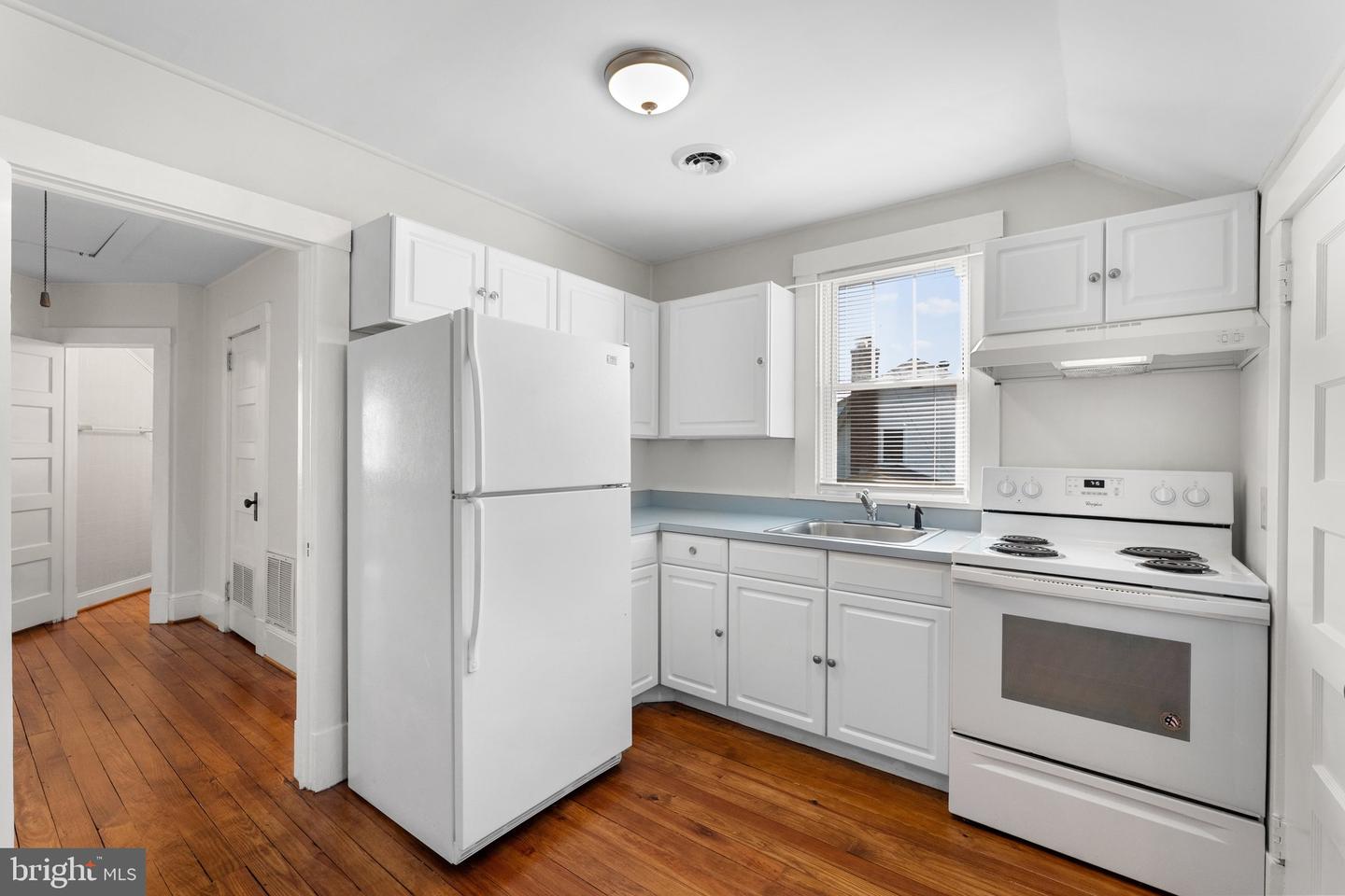 819 ESSEX ST, TAPPAHANNOCK, Virginia 22560, 4 Bedrooms Bedrooms, 7 Rooms Rooms,2 BathroomsBathrooms,Residential,For sale,819 ESSEX ST,VAES2000874 MLS # VAES2000874