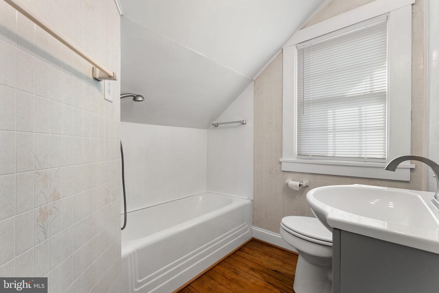 819 ESSEX ST, TAPPAHANNOCK, Virginia 22560, 4 Bedrooms Bedrooms, 7 Rooms Rooms,2 BathroomsBathrooms,Residential,For sale,819 ESSEX ST,VAES2000874 MLS # VAES2000874