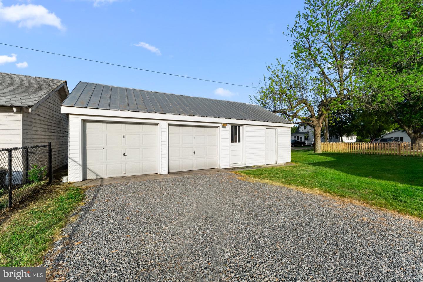 819 ESSEX ST, TAPPAHANNOCK, Virginia 22560, 4 Bedrooms Bedrooms, 7 Rooms Rooms,2 BathroomsBathrooms,Residential,For sale,819 ESSEX ST,VAES2000874 MLS # VAES2000874