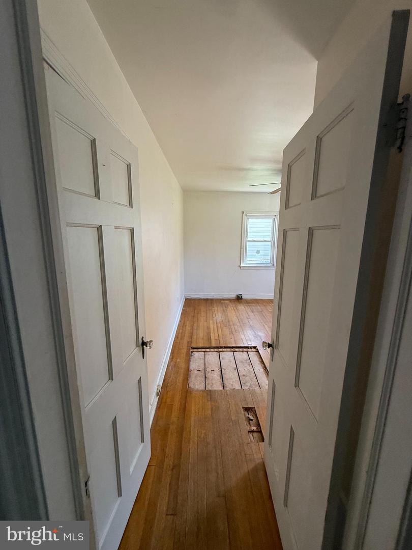1127 45TH PL SE, WASHINGTON, District Of Columbia 20019, 5 Bedrooms Bedrooms, ,1 BathroomBathrooms,Residential,For sale,1127 45TH PL SE,DCDC2199262 MLS # DCDC2199262